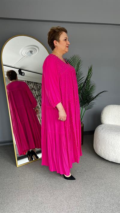 Selma Büyük Beden İnci İşlemeli Elbise