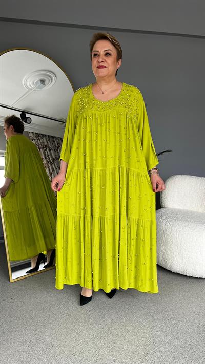 Selma Büyük Beden İnci İşlemeli Elbise