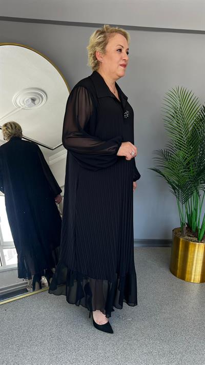 Selma Büyük Beden İşlemeli Broş Detaylı Elbise