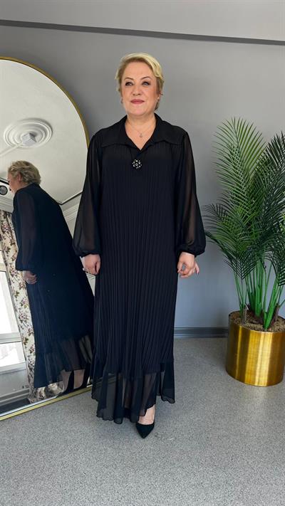 Selma Büyük Beden İşlemeli Broş Detaylı Elbise