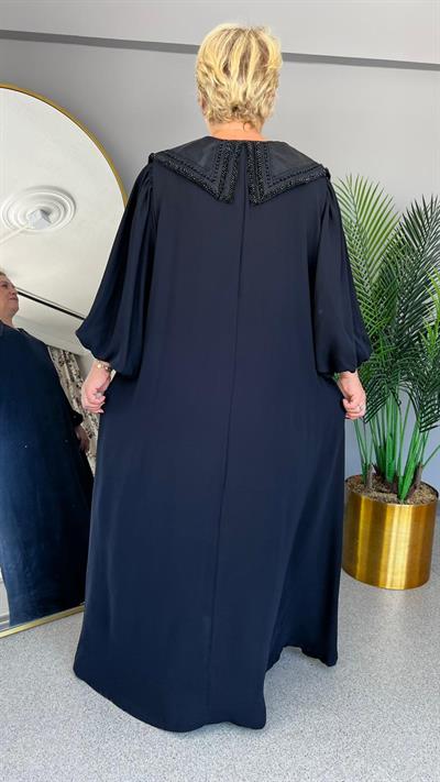 Selma Büyük Beden İşlemeli Elbise