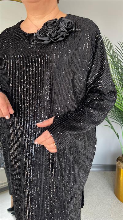 Selma Büyük Beden Kadife Kumaş Üzeri Payetli Elbise