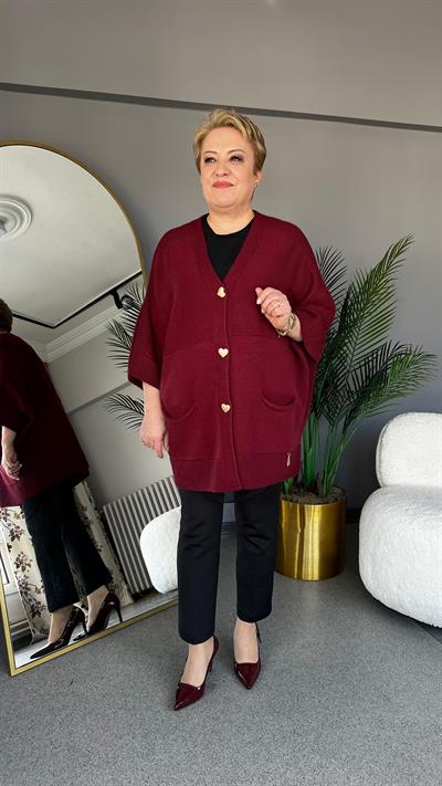 Selma Büyük Beden Kalp Düğmeli Hırka