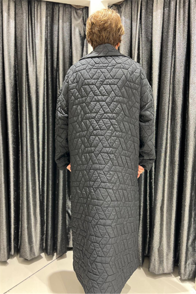 Selma Büyük Beden Kapitone Altın Düğmeli Broş Detaylı Pardesü