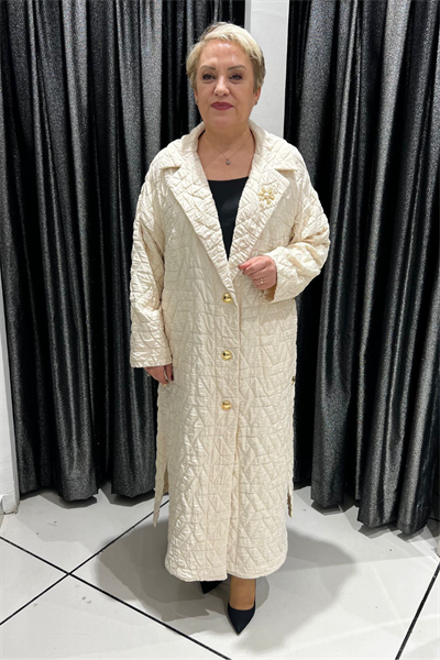 Selma Büyük Beden Kapitone Altın Düğmeli Broş Detaylı Pardesü