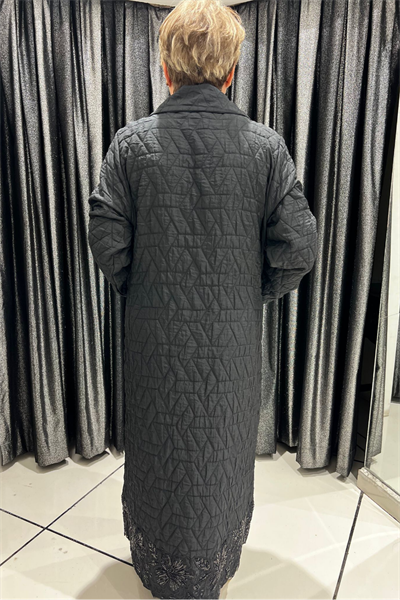 Selma Büyük Beden Kapitone Çiçek İşlemeli Pardesü