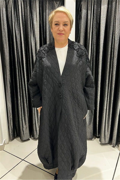 Selma Büyük Beden Kapitone Omuz Detaylı Pardesü