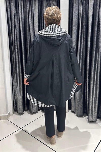 Selma Büyük Beden Kapüşonlu Ekose Astarlı Trenç