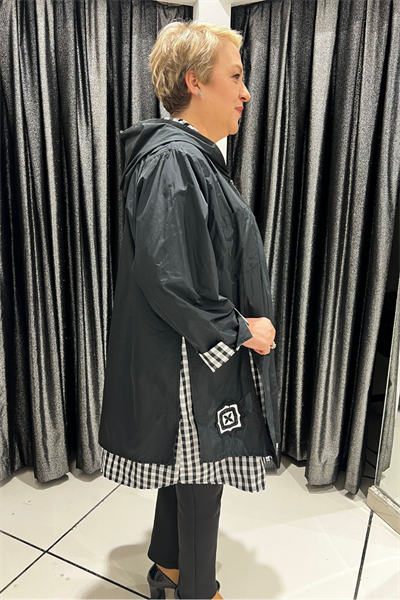 Selma Büyük Beden Kapüşonlu Ekose Astarlı Trenç