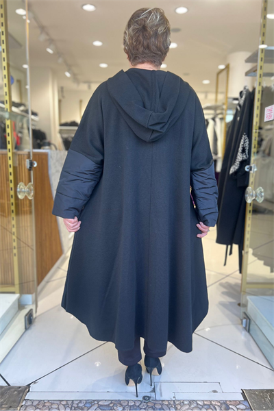 Selma Büyük Beden Kapüşonlu Kapitone Detaylı Kaban