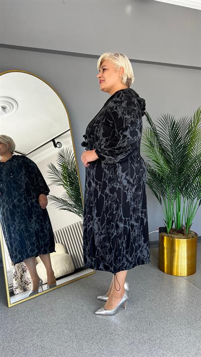 Selma Büyük Beden Kapüşonlu Triko Elbise