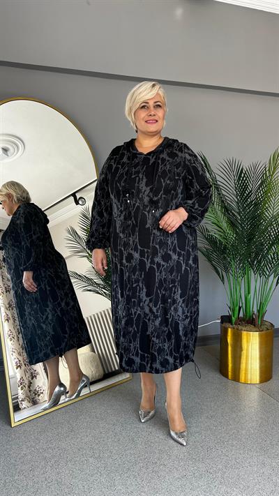 Selma Büyük Beden Kapüşonlu Triko Elbise