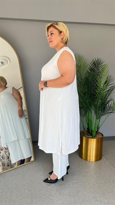 Selma Büyük Beden Kolsuz Rahat Kesim Astarsız İçlik Elbise