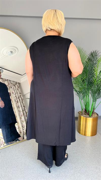 Selma Büyük Beden Kolsuz Rahat Kesim Astarsız İçlik Elbise