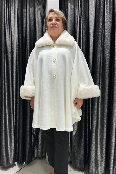 Selma Büyük Beden Kürk Yakalı Panço