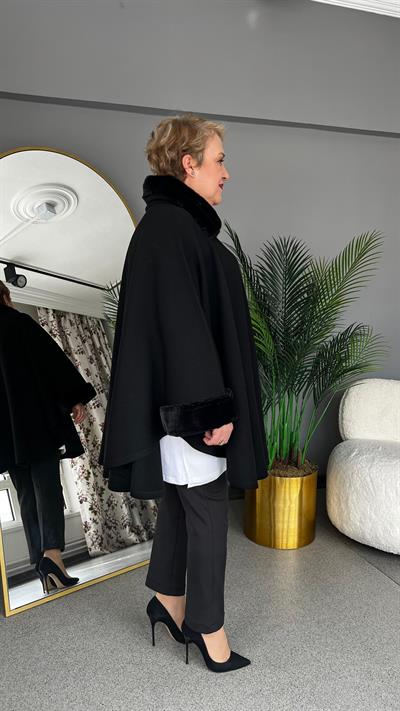 Selma Büyük Beden Kürk Yakalı Pelerin/Panço