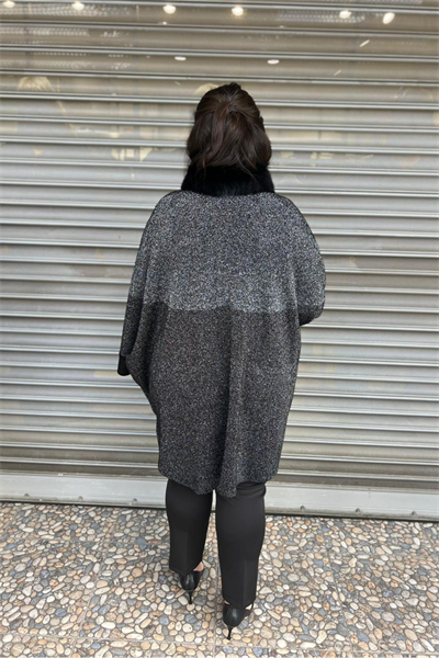 Selma Büyük Beden Kürk Yakalı Yarasa Kol Panço