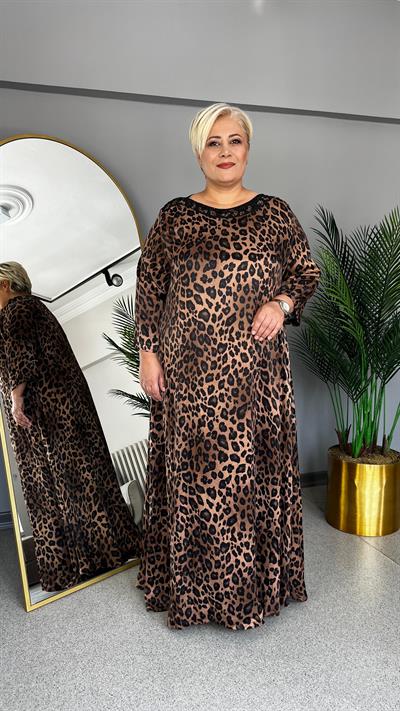 Selma Büyük Beden Leopar Desen Kayık Yaka Saten Elbise