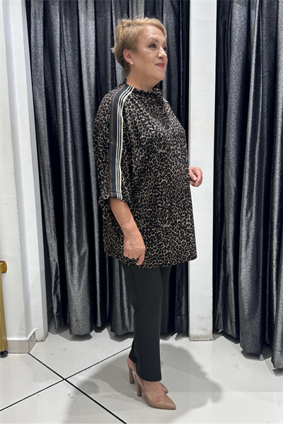 Selma Büyük Beden Leopar Desenli Şeritli Bluz