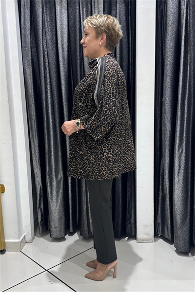 Selma Büyük Beden Leopar Desenli Şeritli Bluz