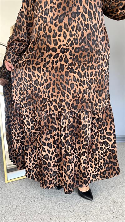 Selma Büyük Beden Leopar Fırfırlı Elbise
