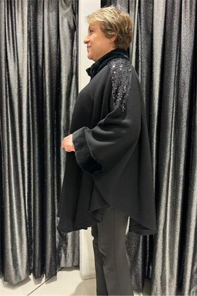 Selma Büyük Beden Omuz Payetli Kürk Yaka Panço