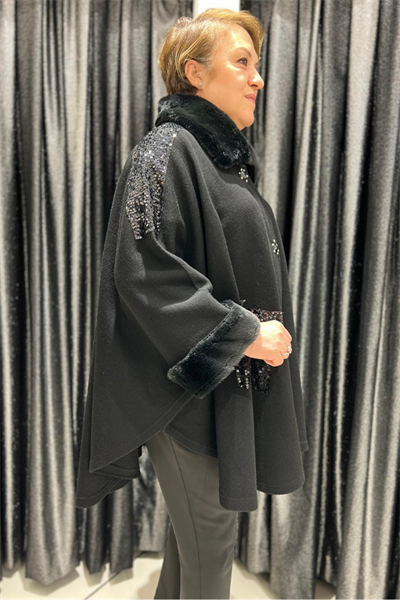 Selma Büyük Beden Omuz Payetli Kürk Yaka Panço