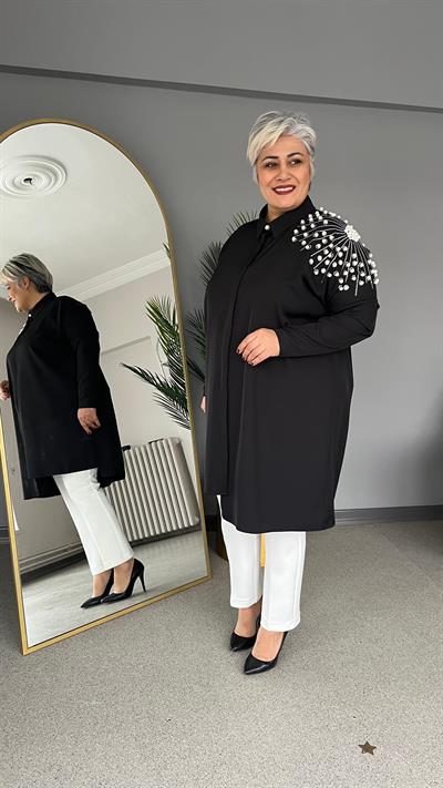 Selma Büyük Beden Omzu İncili Gömlek