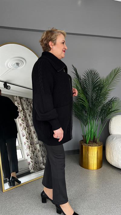 Selma Büyük Beden Örgü Detaylı Hırka