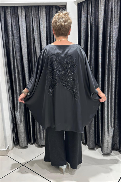 Selma Büyük Beden Pamuk Saten Desenli Bluz ve Örme Pantolon Takım