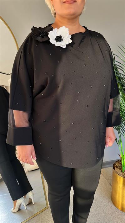 Selma Büyük Beden Papatya Aksesuar Bluz