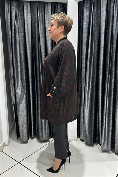 Selma Büyük Beden Parlak Desenli Cepli Triko Hırka