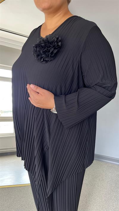 Selma Büyük Beden Plise Rahat Likralı Takım