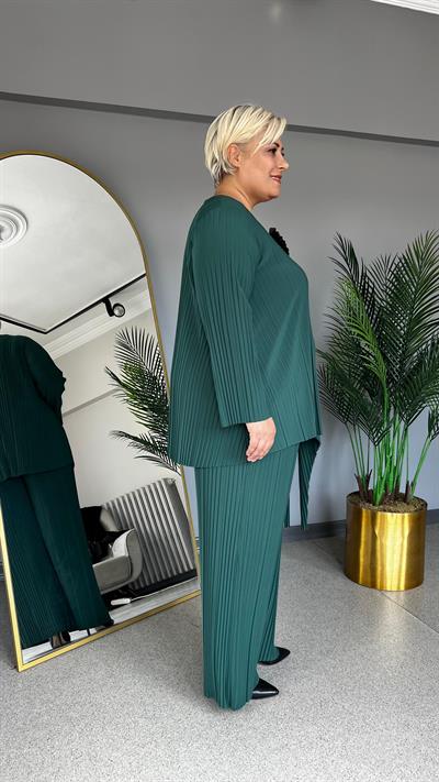 Selma Büyük Beden Plise Rahat Likralı Takım
