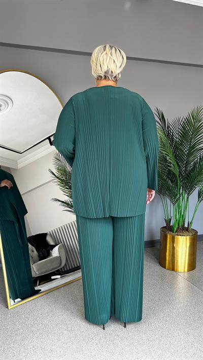 Selma Büyük Beden Plise Rahat Likralı Takım