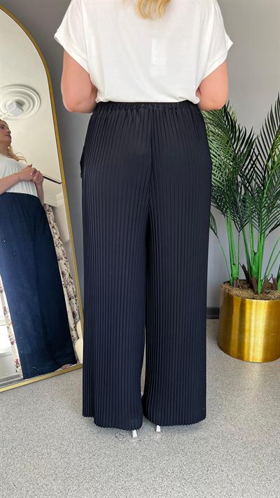 Selma Büyük Beden Pliseli Pantolon
