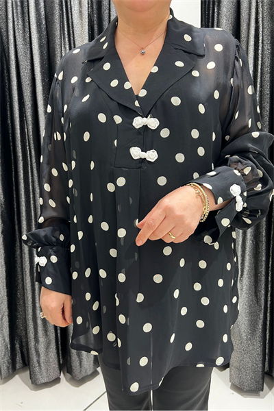 Selma Büyük Beden Puantiyeli Düğme Detaylı Bluz/Gömlek