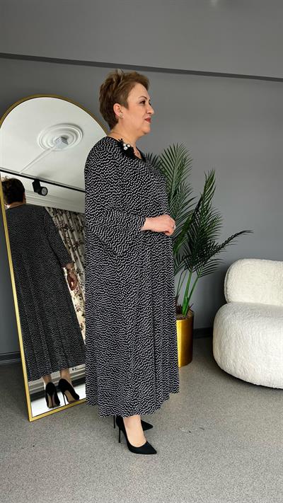 Selma Büyük Beden Puantiyeli Elbise