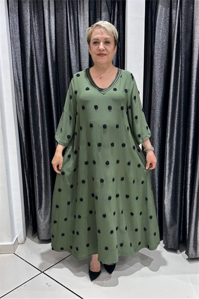 Selma Büyük Beden Rahat Kesim Şerit Detaylı Puantiye Desenli Elbise