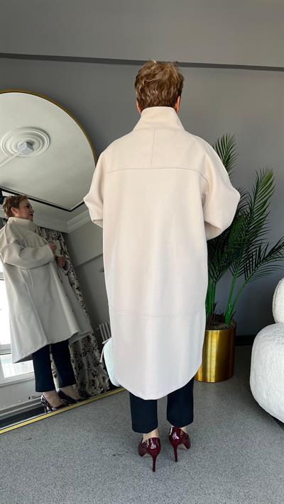 Selma Büyük Beden Renkli Düğmeli Kaban