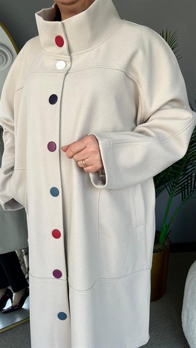 Selma Büyük Beden Renkli Düğmeli Kaban