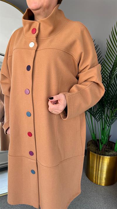 Selma Büyük Beden Renkli Düğmeli Kaban