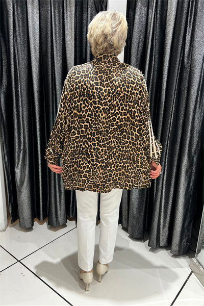 Selma Büyük Beden Saten Leopar Desen Gömlek