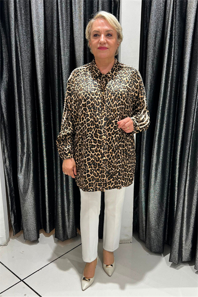 Selma Büyük Beden Saten Leopar Desen Gömlek