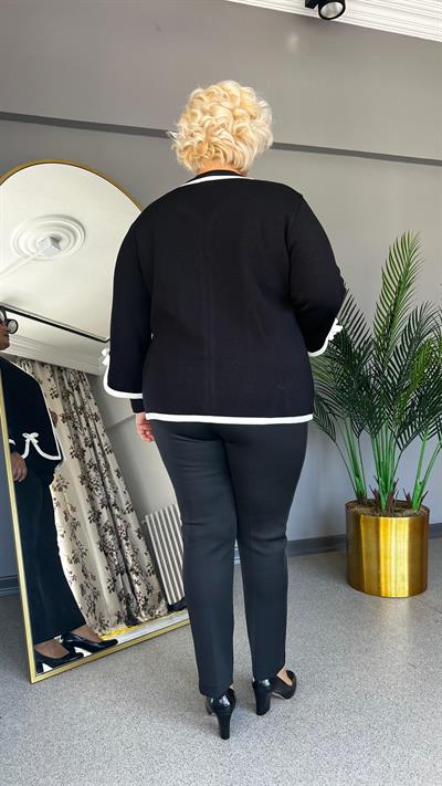 Selma Büyük Beden Şerit Detaylı Hırka