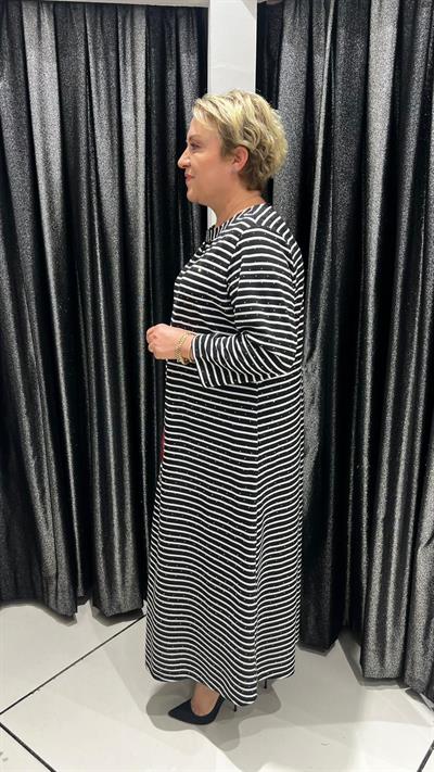 Selma Büyük Beden Siyah Beyaz Çizgili Günlük Elbise