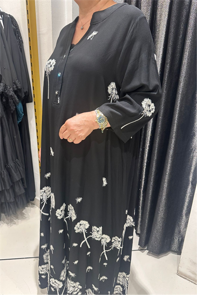 Selma Büyük Beden Siyah Çiçek Desenli Düğmeli Elbise