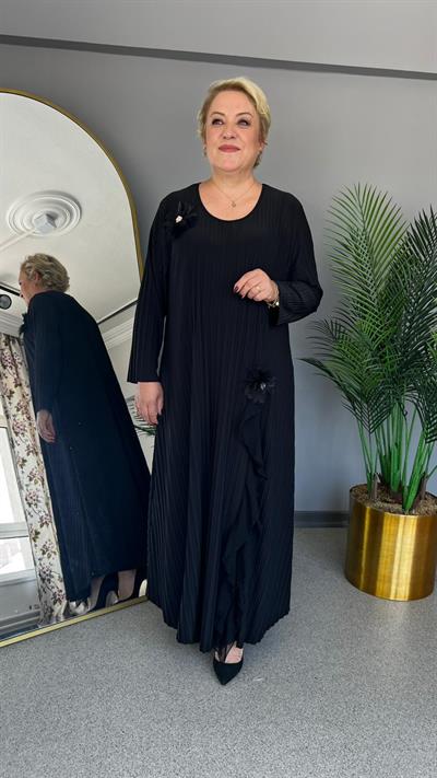 Selma Büyük Beden Siyah Çiçek İşlemeli Elbise