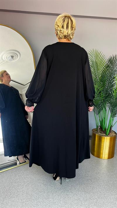 Selma Büyük Beden Siyah İşlemeli Elbise