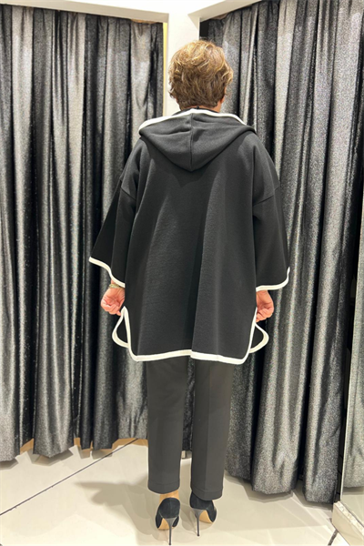 Selma Büyük Beden Siyah Kapüşonlu Biyeli Hırka